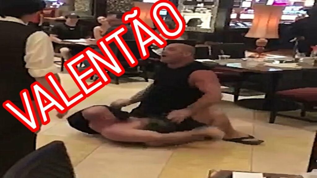 VALENTÃO NÃO SABIA QUE TINHA UM LUTADOR DO UFC NO RESTAURANTE