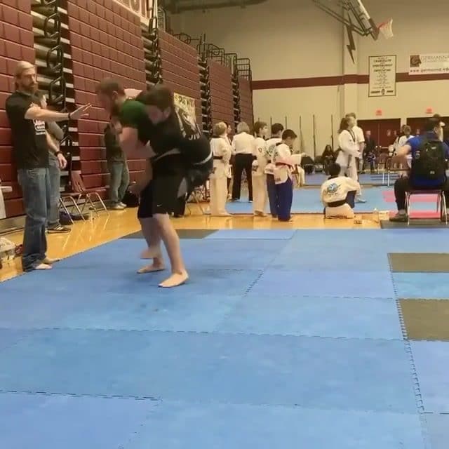 Very Nice Leglock Entry ending with Inside Heelhook