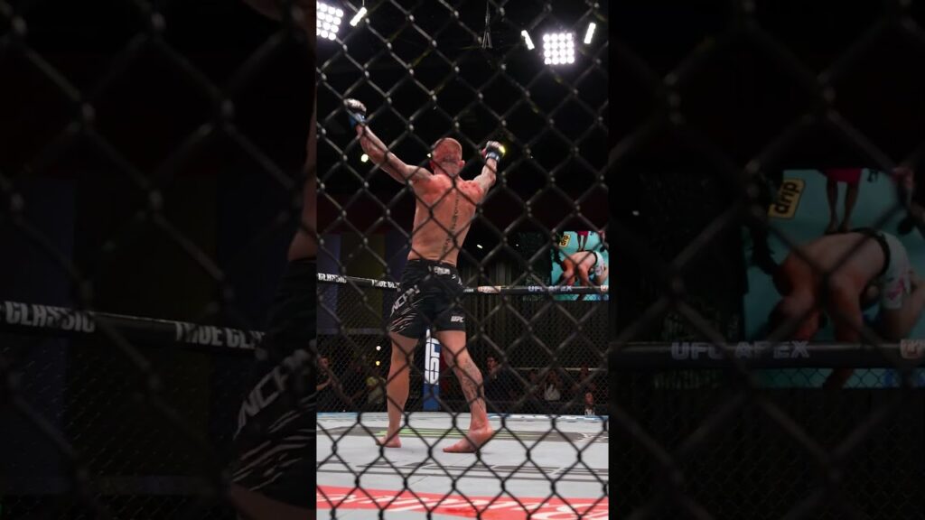 WHAT A BATTLE 😤 #ufcvegas108