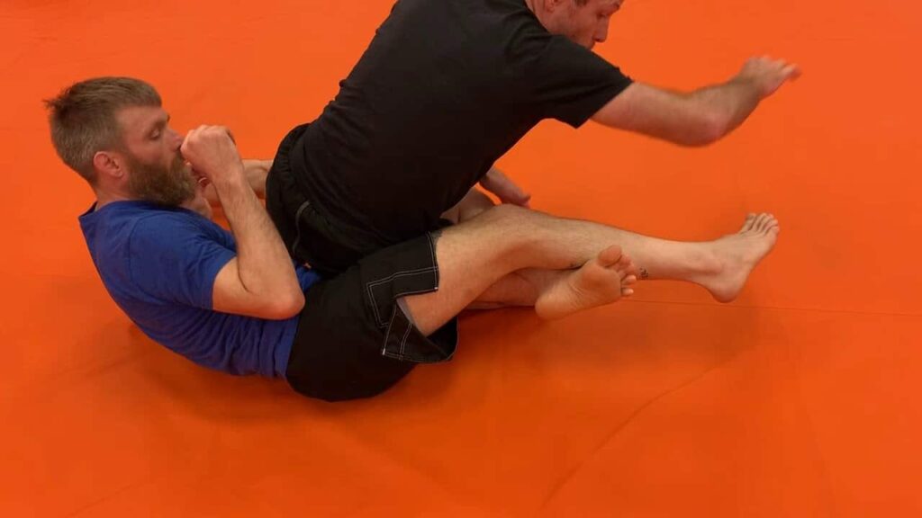 Waiter Sweep Counter: the Toe Hold