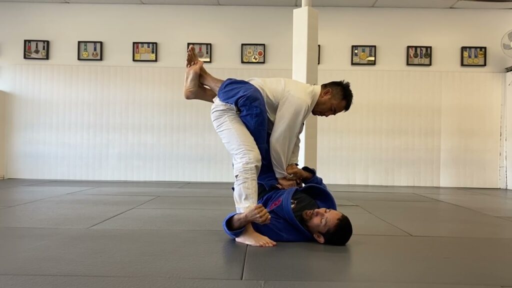 Week 3: Lumberjack Sweep to Armbar and Back Take