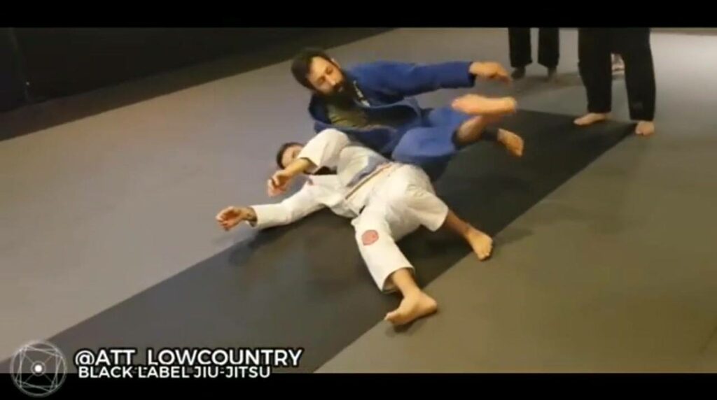 What do you think about back take from knee on belly by @att_lowcountry?