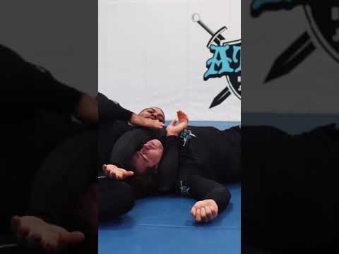 What's the difference between Anaconda and D'Arce Choke #shorts