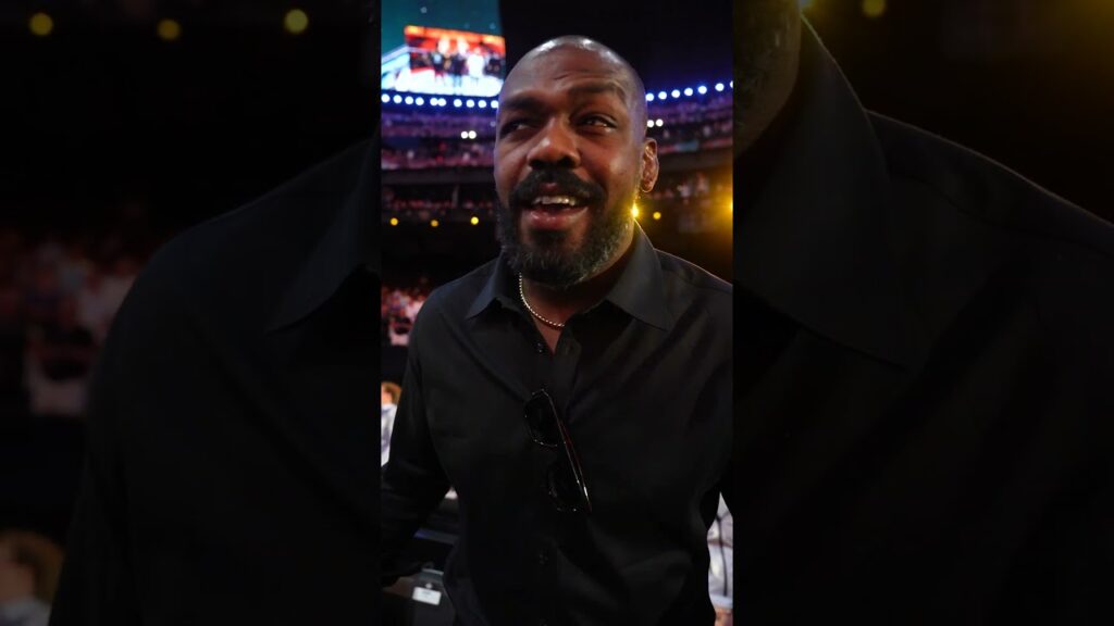 Where you attt?!? π¨ #ufc306