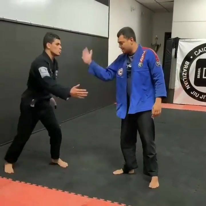 Who from your gym can do this flying armbar? credit: @rudsonmateusbjj