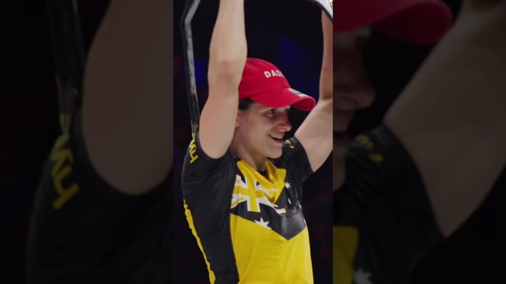 Who wins this REMATCH at #WNO29 🤔