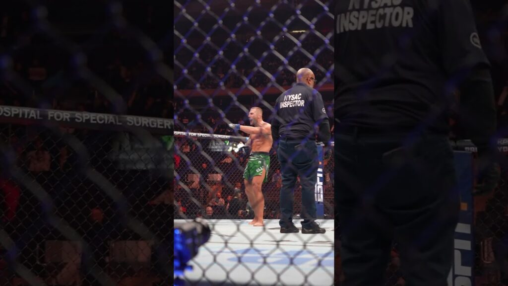 🗣️ "Who's the man of New York City" #UFC309