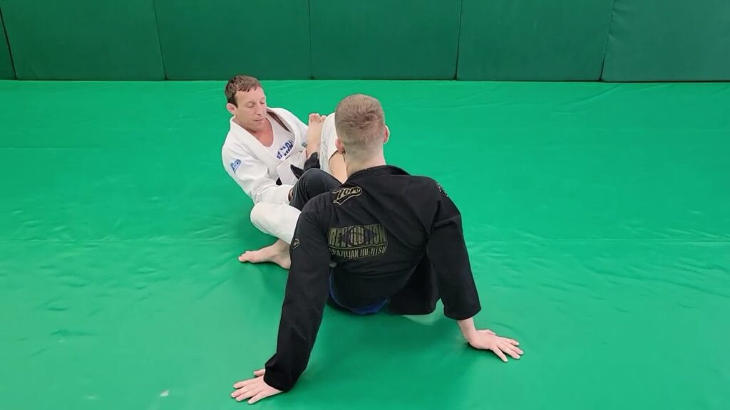 Worm Guard w/ Forever grip. 3 knee bars, a toe hold, and a sweep.