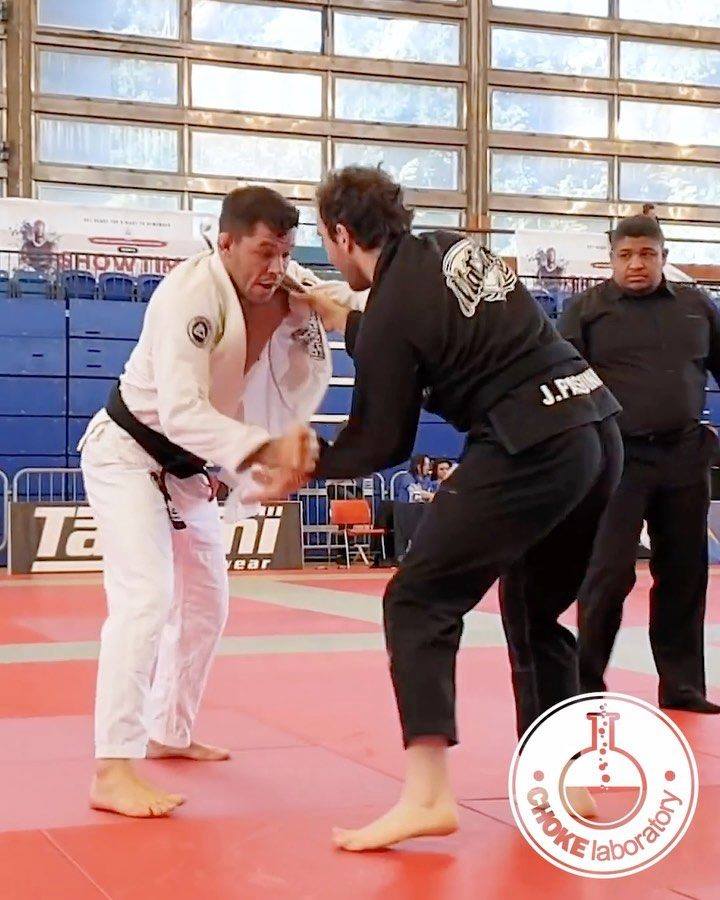 Your thoughts on this take down?
 .
 .
 Tag a training partner ⁣
 .
 .⁣
  Follow ...