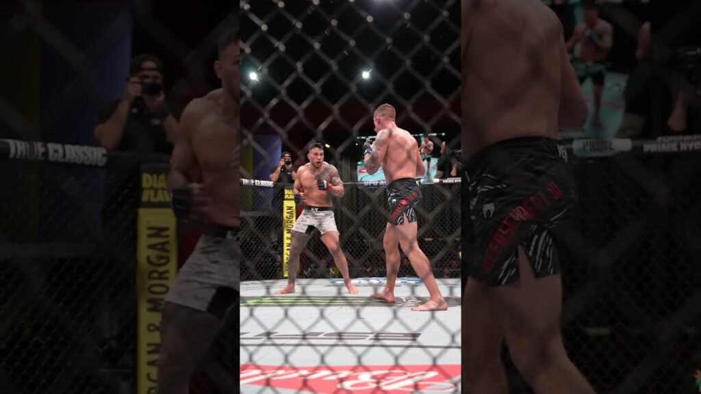what a performance by Brad Tavares π #ufcvegas105