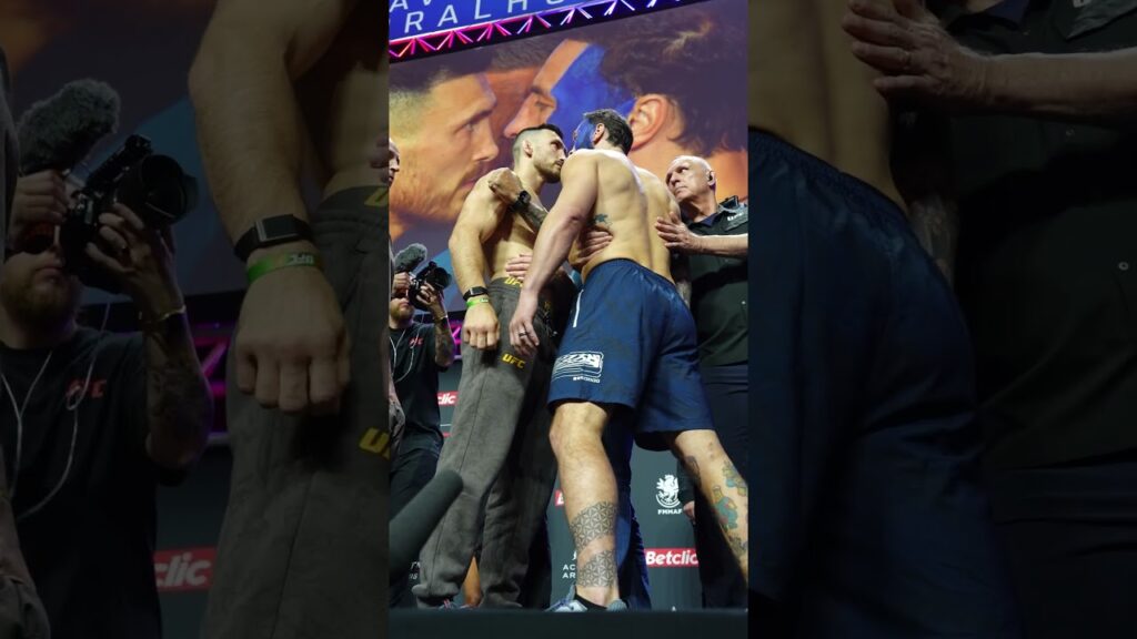 π³ who do you have winning this one??? #ufcparis